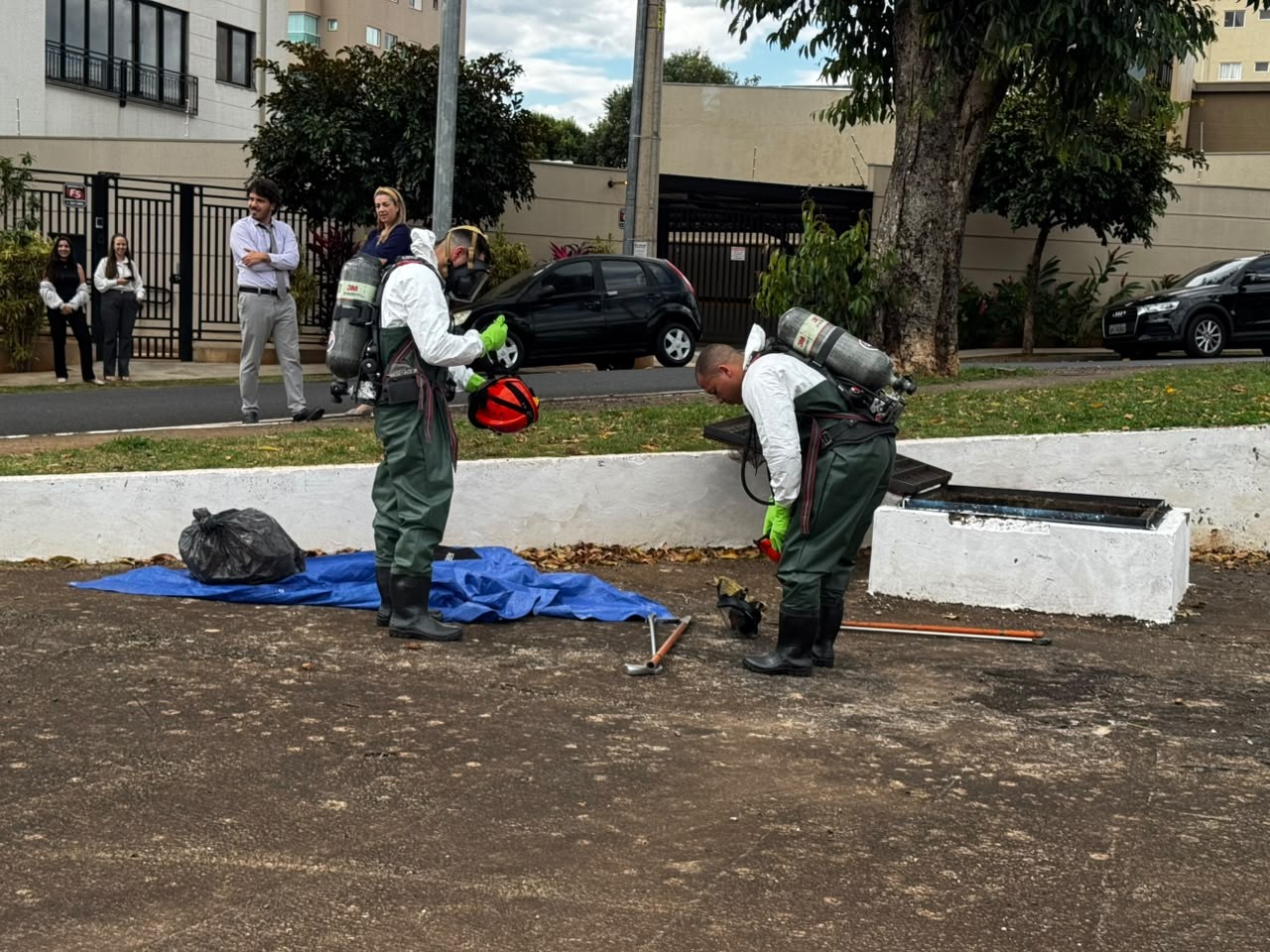 Polícia encontra antebraços e mãos de mulher esquartejada em galeria pluvial no interior de SP