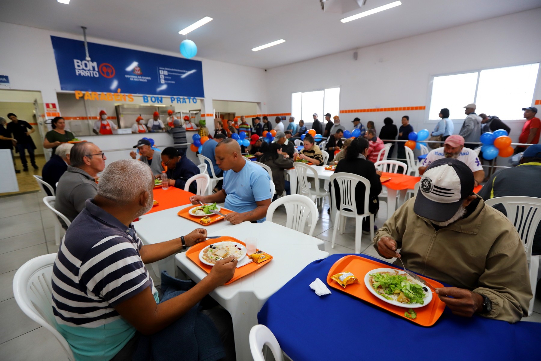 Bom Prato Jacareí completa 3 anos com mais de 1,6 milhão de refeições servidas
