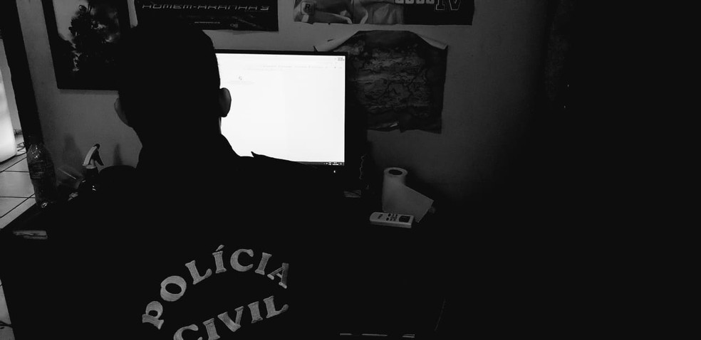 Investigado por divulgar e armazenar pornografia infantil é detido no Litoral do Piauí — Foto: Arquivo/Polícia Civil Acre 