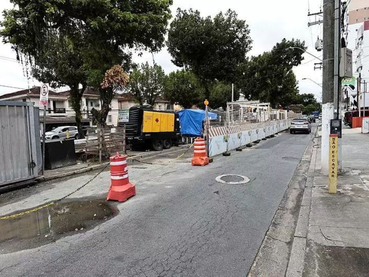 Canal 2 sofre interdição total no trânsito para etapa final de obras da Sabesp, em Santos