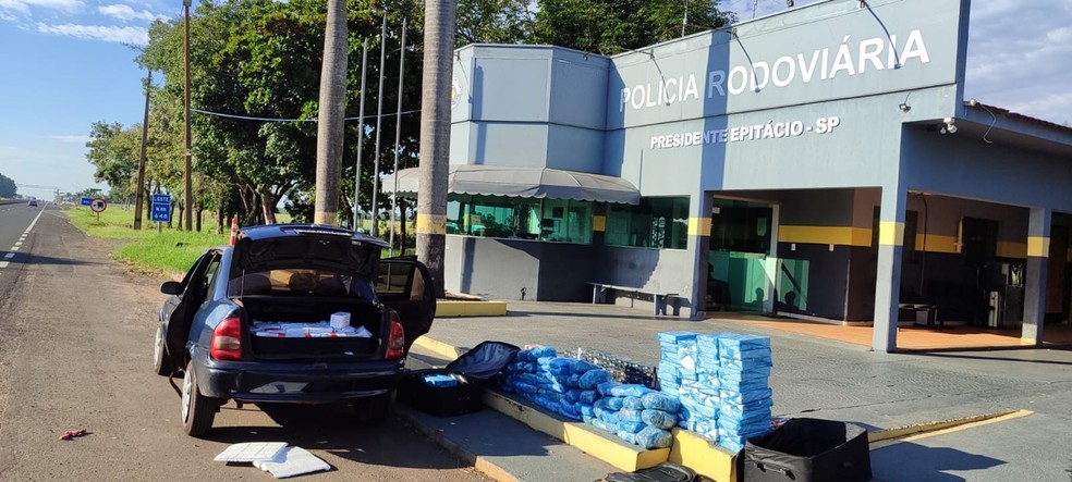 Polícia apreende quase R$ 400 mil em mercadorias contrabandeadas em Presidente Epitácio (SP) — Foto: Reprodução/Polícia Rodoviária