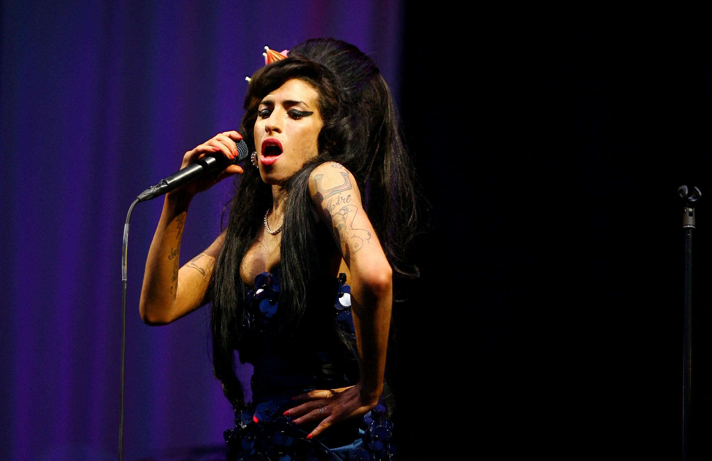 Por que as cinebiografias de Amy Winehouse e Bob Marley receberam críticas antes mesmo do lançamento?