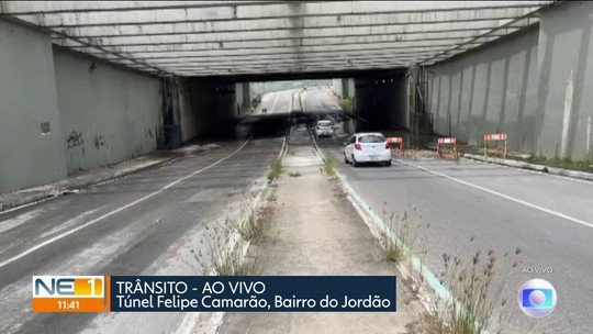 Túnel Felipe Camarão é reaberto para veículos após ficar interditado por causa de alagamento - Programa: G1 PE 