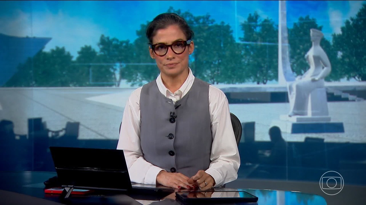 Senado oficializa afastamento de Marcos do Val