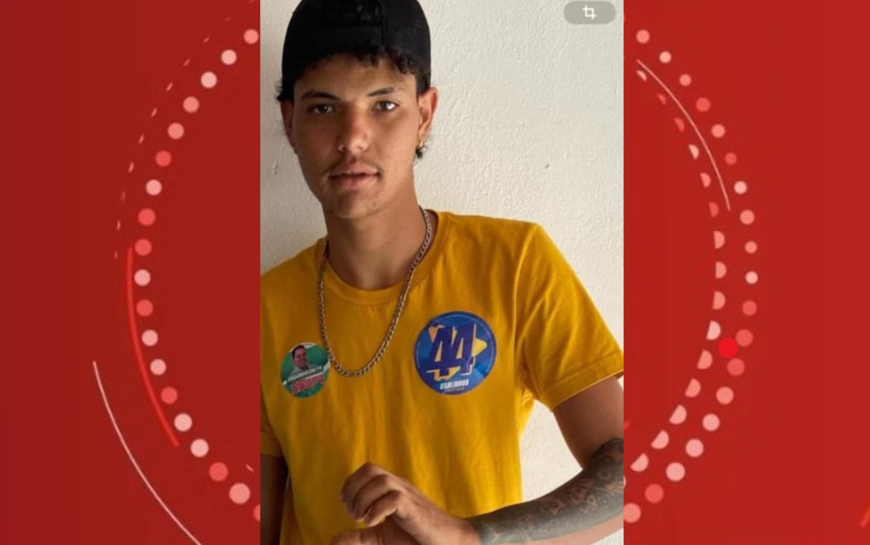 Jovem de 18 anos morre e duas pessoas ficam feridas após batida entre motocicleta e carro em Riachão do Jacuípe