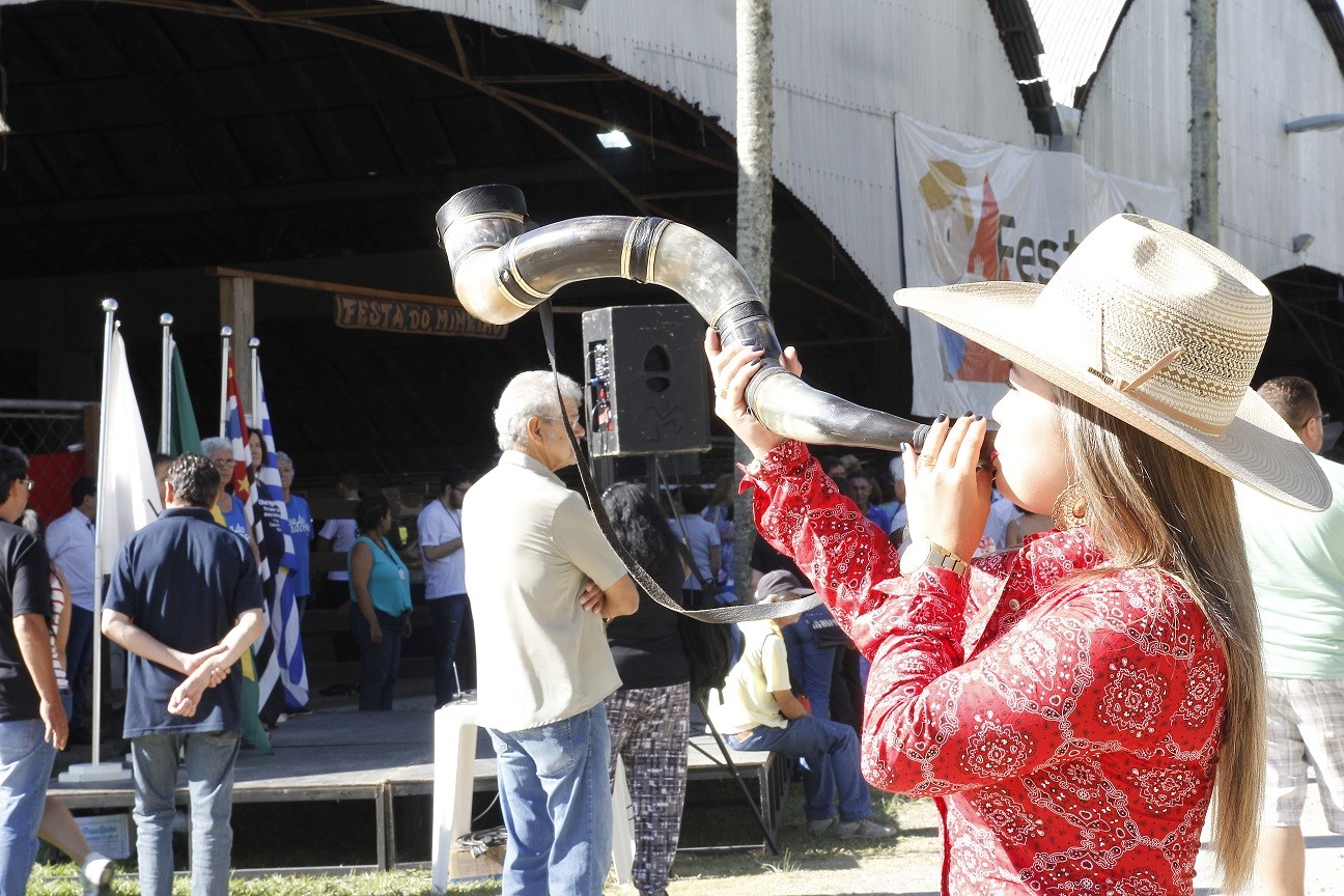 Missa sertaneja, roda de viola e comidas típicas: veja a programação da Festa do Mineiro em São José