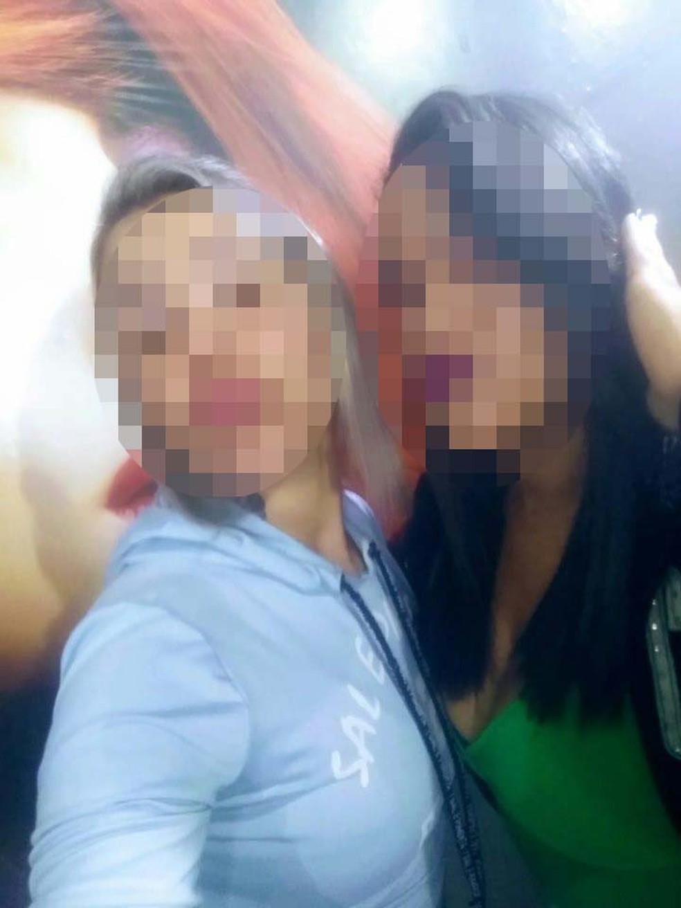 menininha pagando boquete 