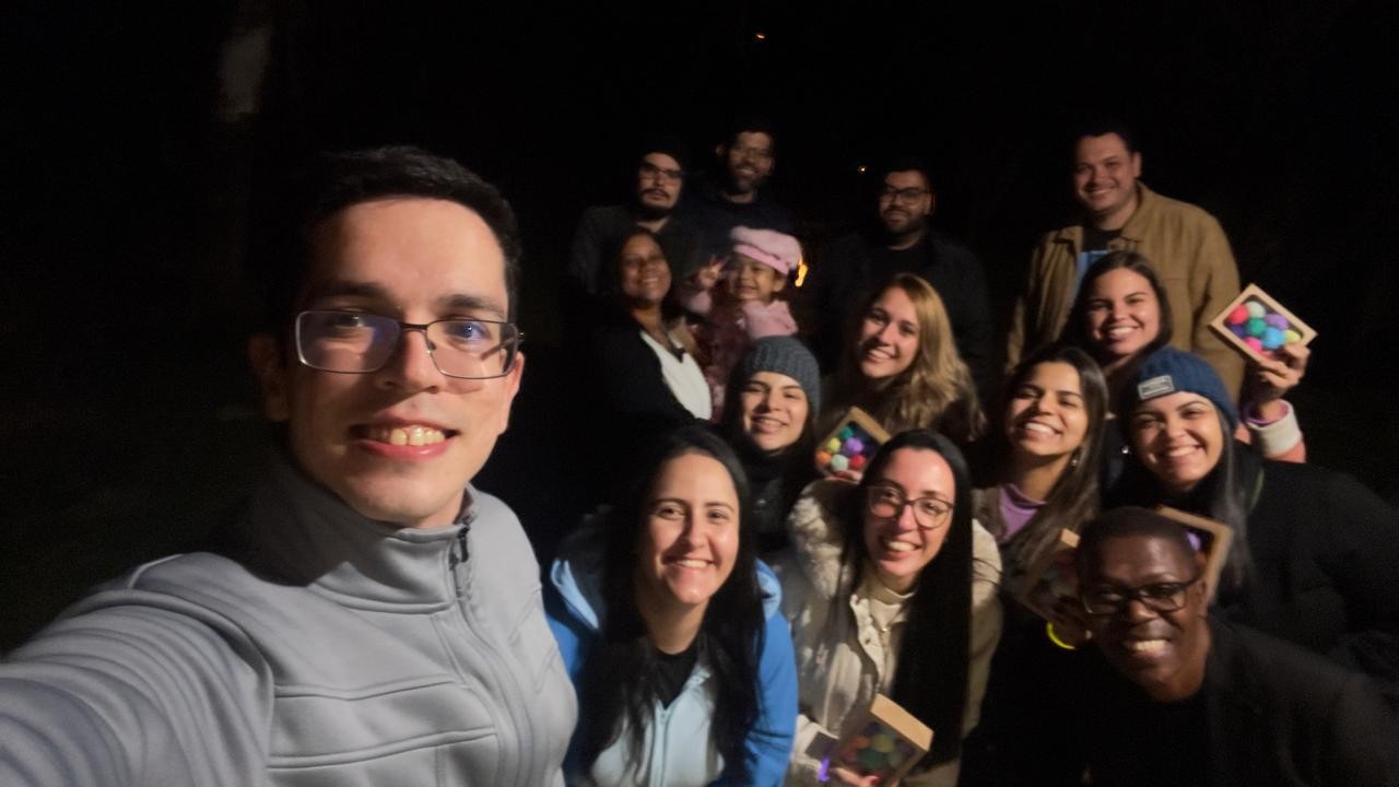 'Tudo fez mais sentido': amigos que nasceram no mesmo dia contam como amizade virou apoio para a vida toda