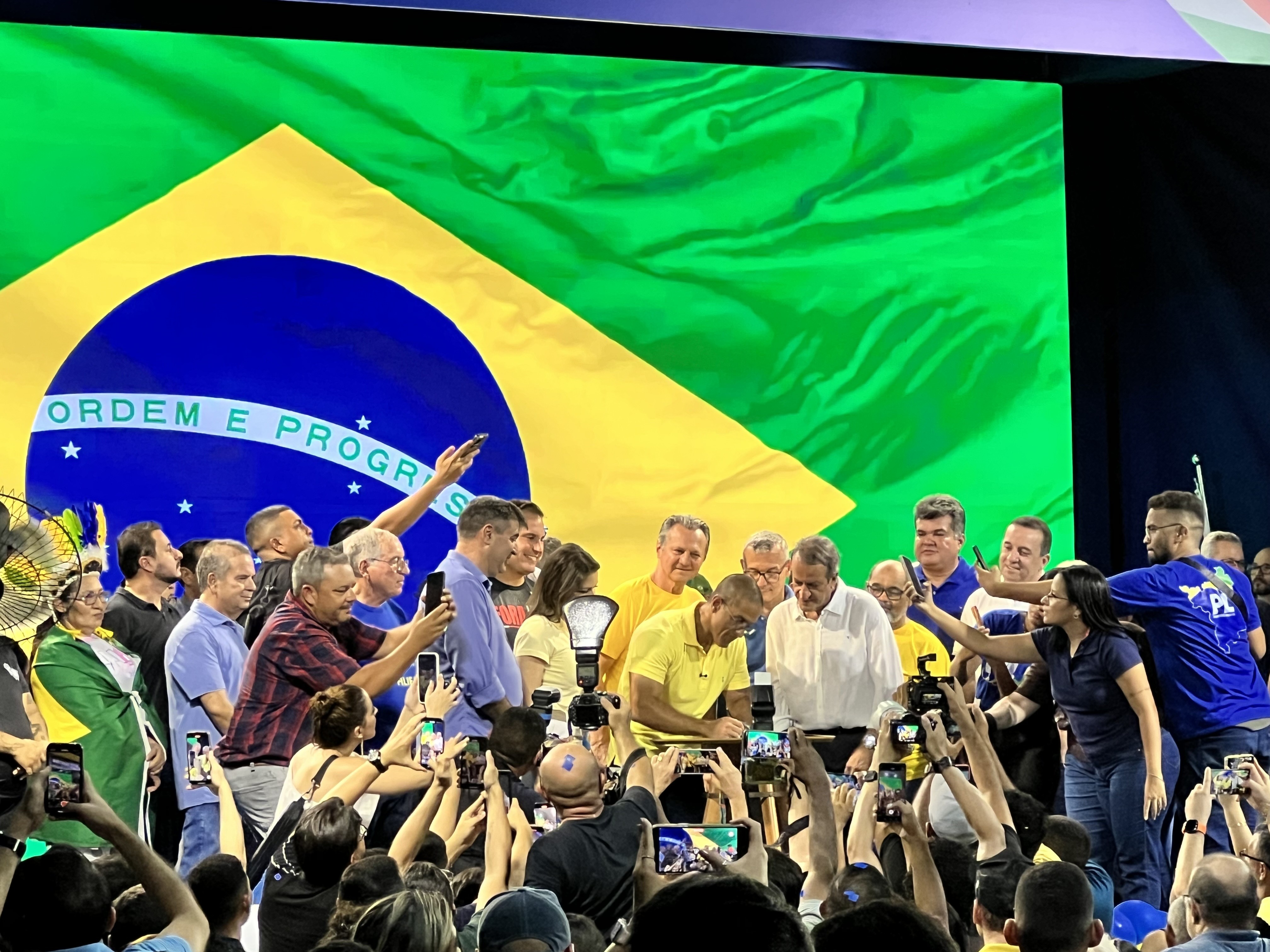 Prefeito de Boa Vista deixa MDB e se filia ao PL