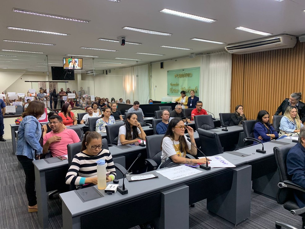 Audiência ocorreu de forma improvisada na CMN — Foto: Gustavo Brendo/Inter TV Cabugi