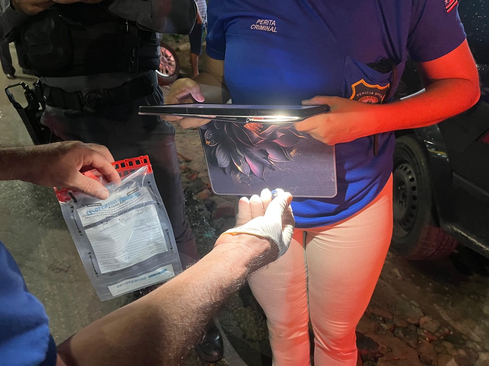 A perícia oficial do Maranhão esteve no local na noite desta segunda coletando evidências para auxiliar nas investigações — Foto: Divulgação/Polícia Civil do Maranhão