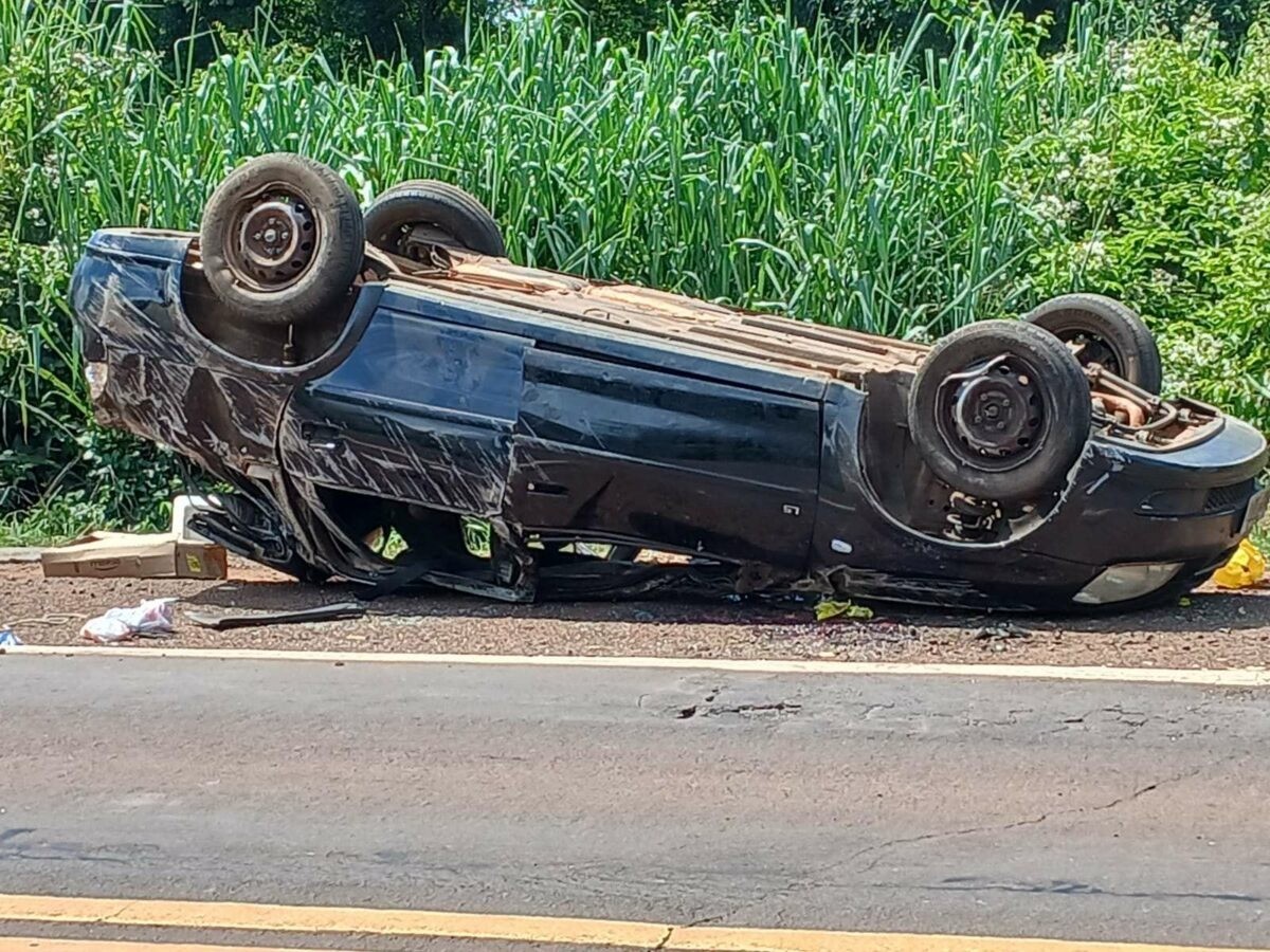 Polícia investiga acidente que deixou um morto e quatro feridos em rodovia de MS