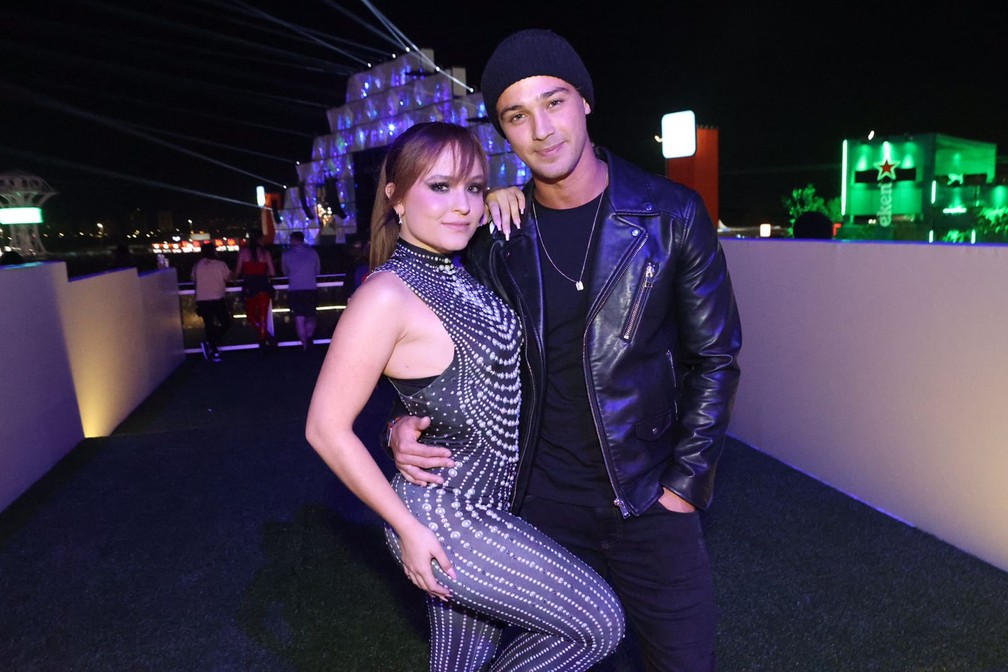 Larissa Manoela e André Luiz Frambach no Rock in Rio 2022 — Foto: Reginaldo Teixeira/Divulgação