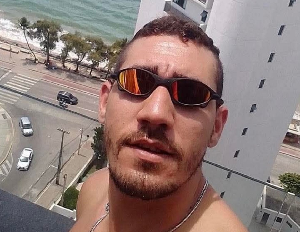 1 de 1
Fagner Justino da Silva foi morto a facadas ap&oacute;s vencer aposta de R$ 20 em 'queda de bra&ccedil;o' em Mar&iacute;lia (SP) &mdash; Foto: Facebook/Reprodu&ccedil;&atilde;o