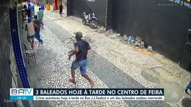 Três pessoas são baleadas no centro comercial de cidade na Bahia