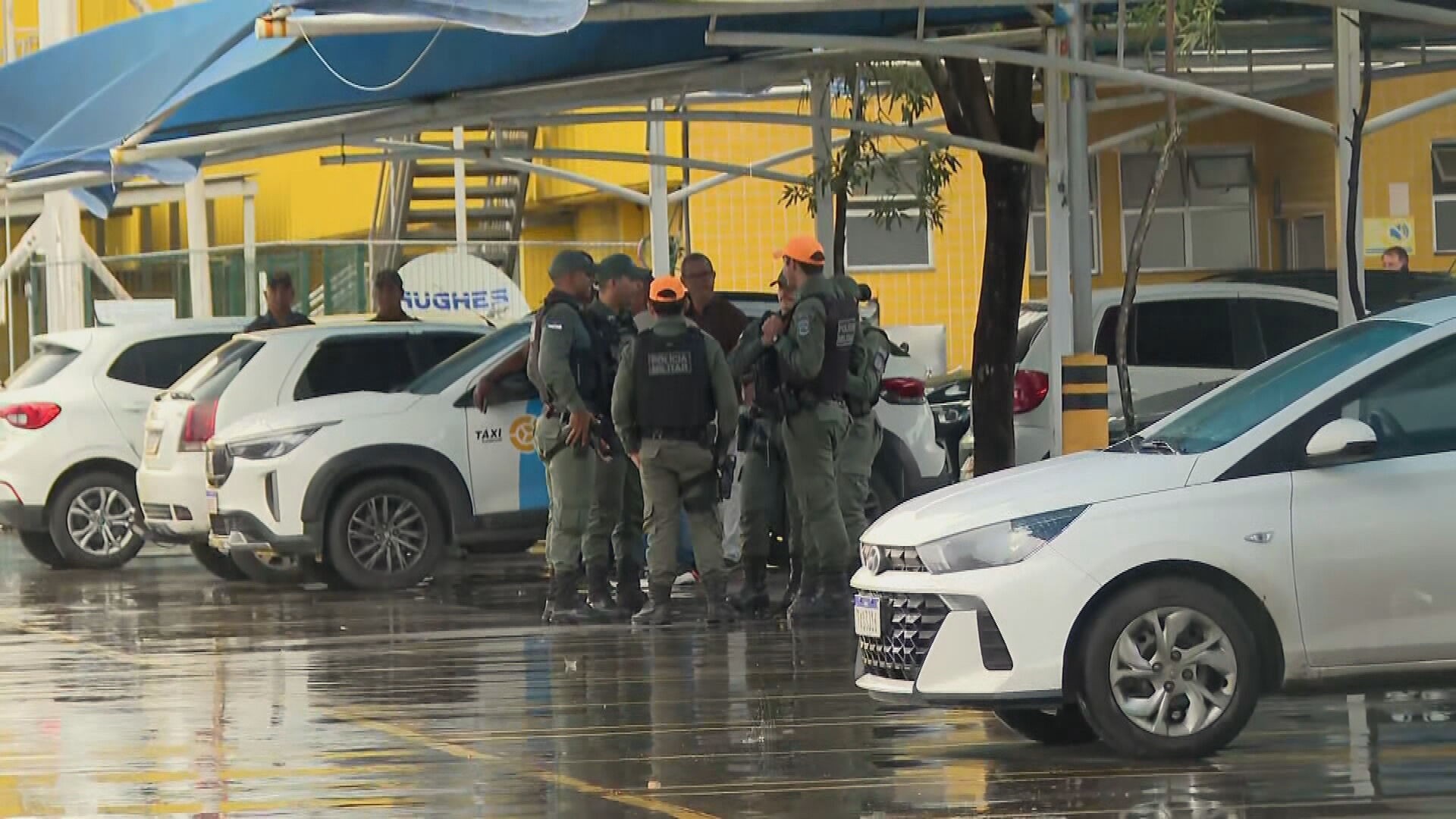 Jovem é morto com tiro nas costas por vigilante após tentar invadir supermercado no Recife