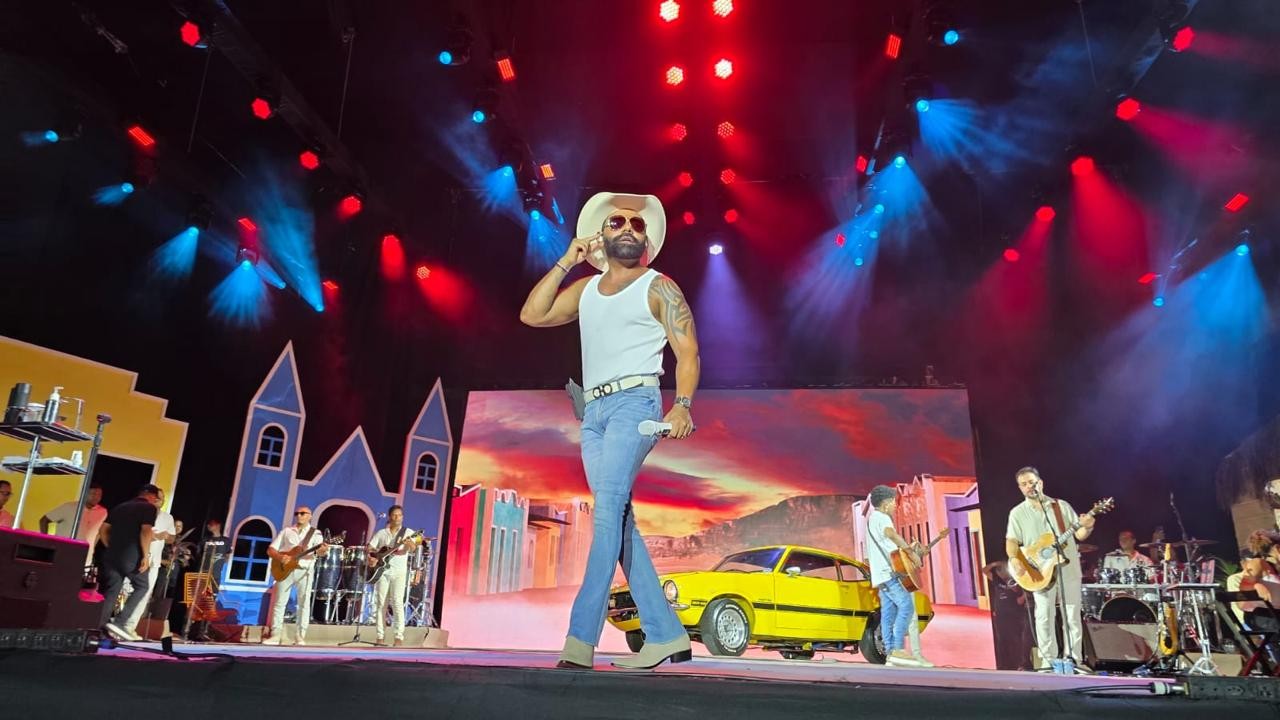 Cantor Pablo, o Rei da Sofrência, lota Arena da Amazônia com festival 'Bodega do Pablo' em Manaus