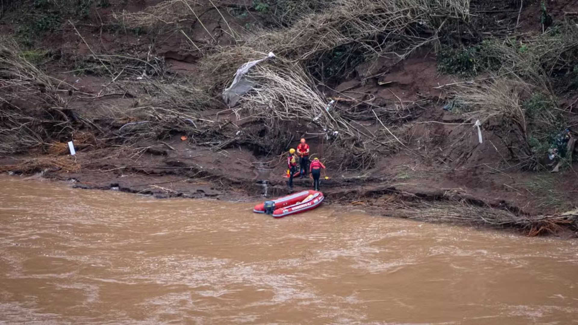 Dois anos da enchente no RS: entenda por que buscas físicas a 23 desaparecidos se encerraram
