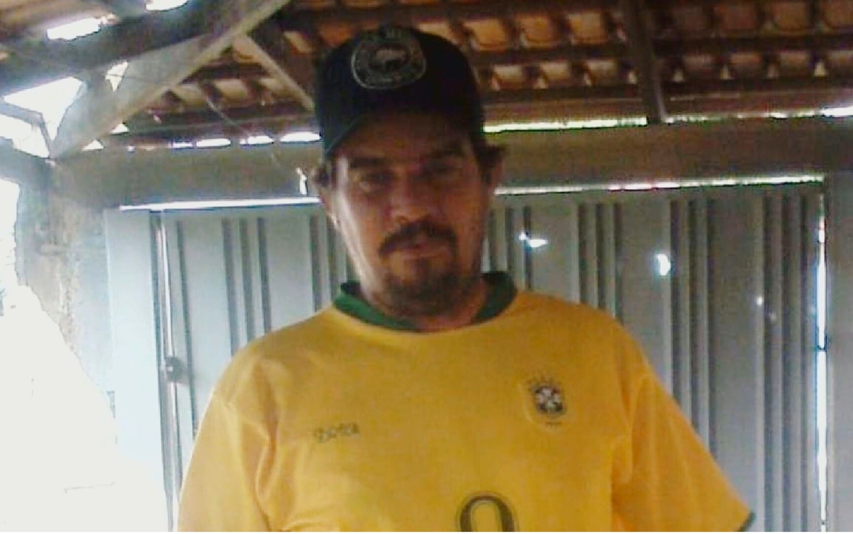 Motociclista morre após ser atingido por carro e ser arremessado em rodovia de Goiás
