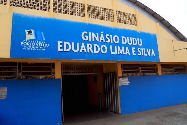 'Doze meninos foram pra cima do meu filho', diz mãe de estudante agredido durante Jogos Escolares em RO