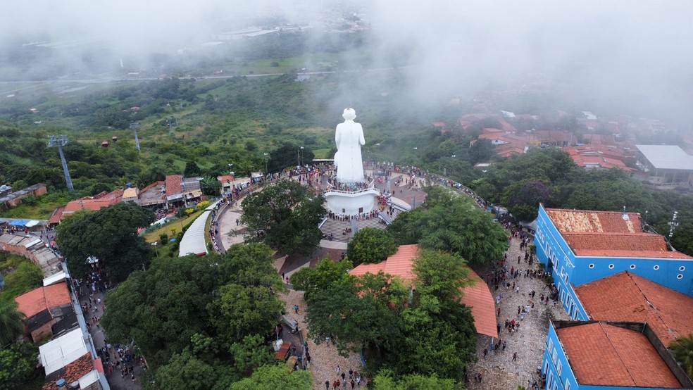 Horto de Juazeiro do Norte, onde está a estátua de padre Cícero, estará aberto normalmente para visitação — Foto: Lânio Silva/Arquivo pessoal