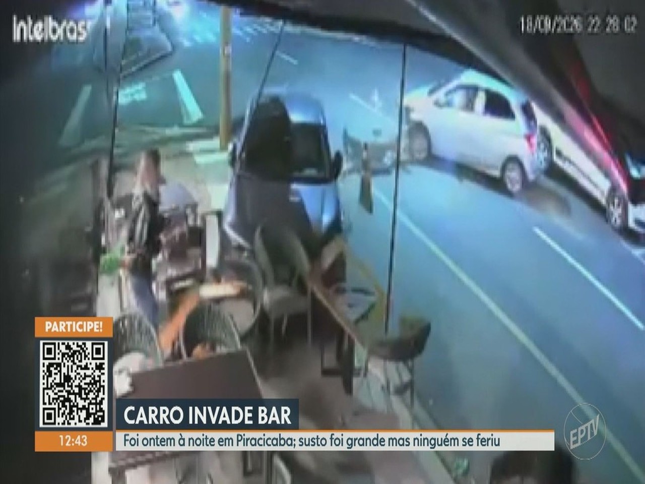VÍDEO: carro estacionado 'invade' bar após ser atingido por veículo em avenida de Piracicaba