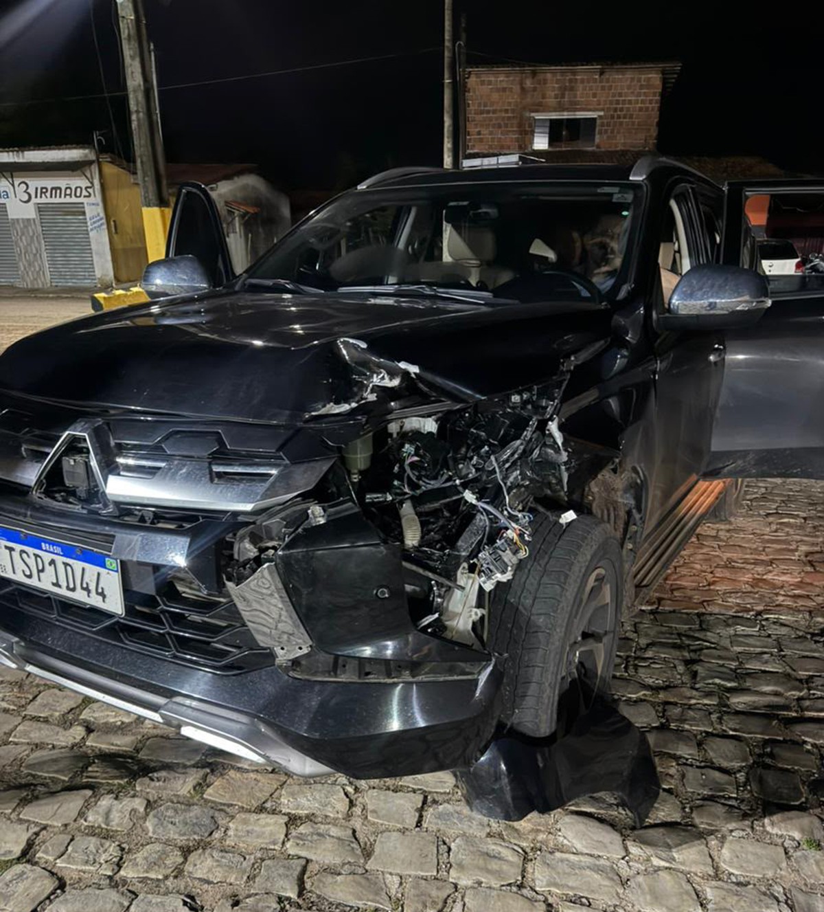Prefeita de Pau dos Ferros sofre acidente na BR-101
