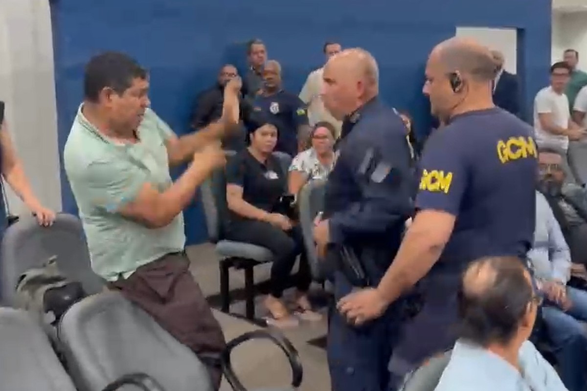 VÍDEO: Sessão sobre tapa-buracos é cancelada após confusão na Câmara de Campo Grande