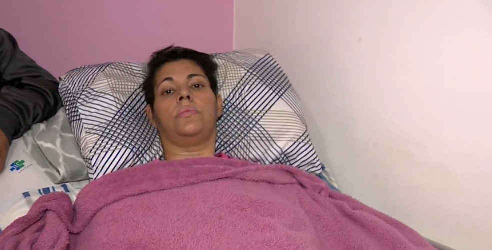 Denise da Silva Bezerra, de 39 anos, ficou tetraplégica após ser atingida por estrutura metálica em parque aquático — Foto: Reprodução/EPTV