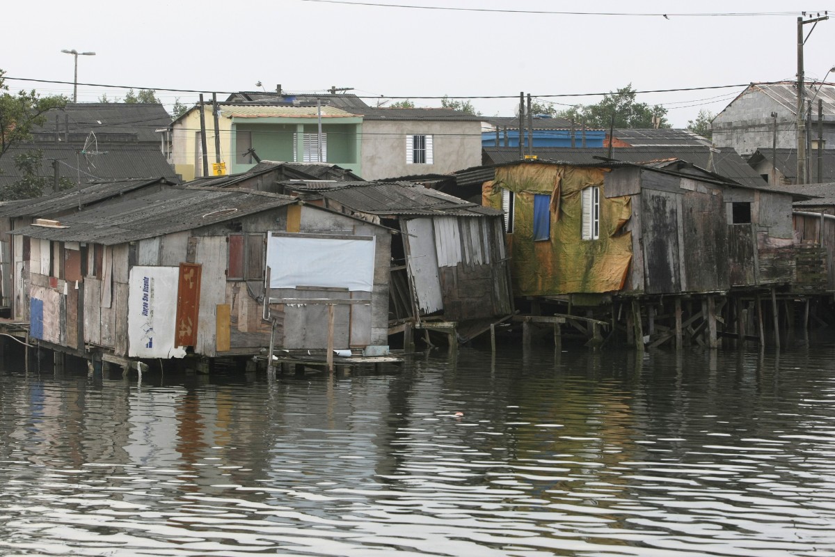 Santos inicia revitalização da maior favela sobre palafitas do Brasil com investimento de R$ 26 milhões