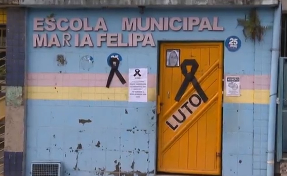 Aulas de uma das principais escolas públicas de Salvador são