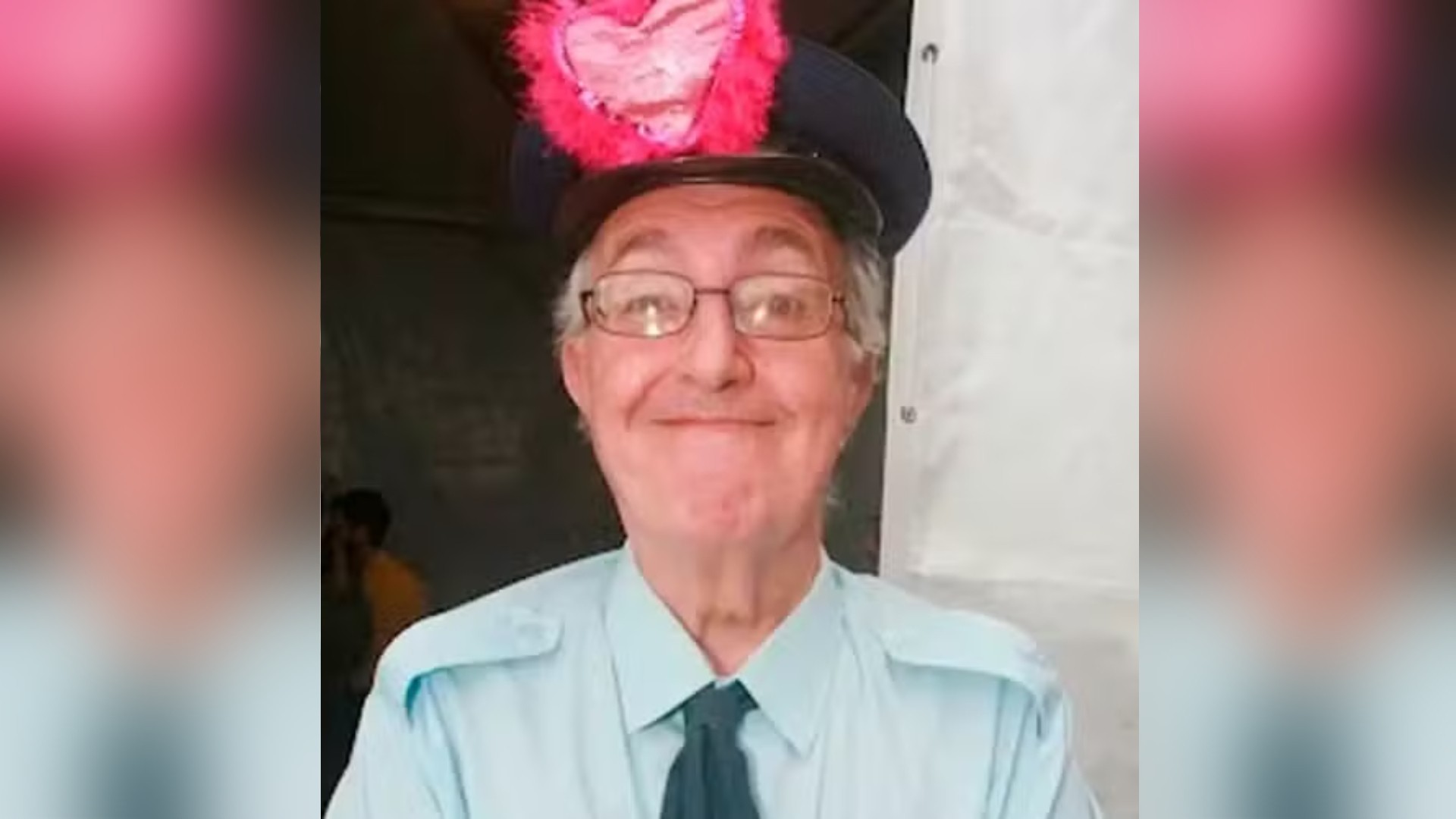 Morre Roberto Marquis, o Guarda Juju de 'A Praça Nossa', aos 83 anos