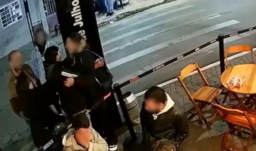 Mulher que atacou rapaz com tesoura em Itapeva é solta após júri desclassificar tentativa de homicídio; vídeo