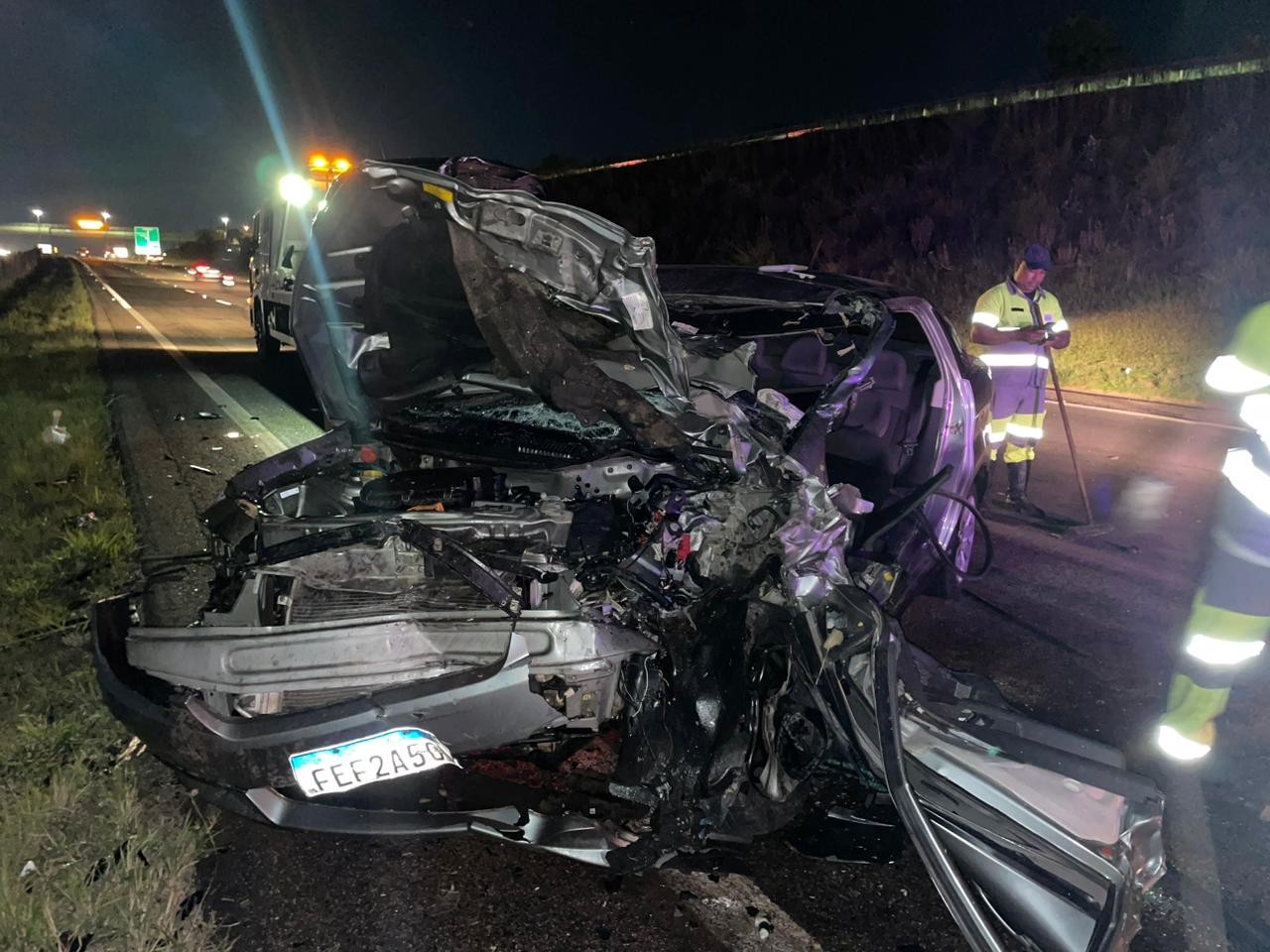 Batidas entre três carros deixa seis feridos em Indaiatuba; PM sofre fratura no braço