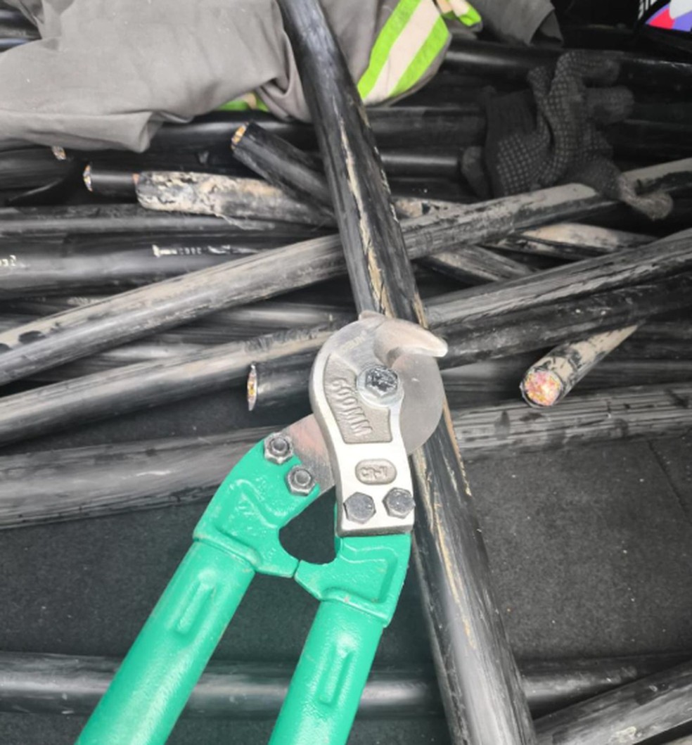 Material apreendido durante abordagem e prisões — Foto: PM/SE