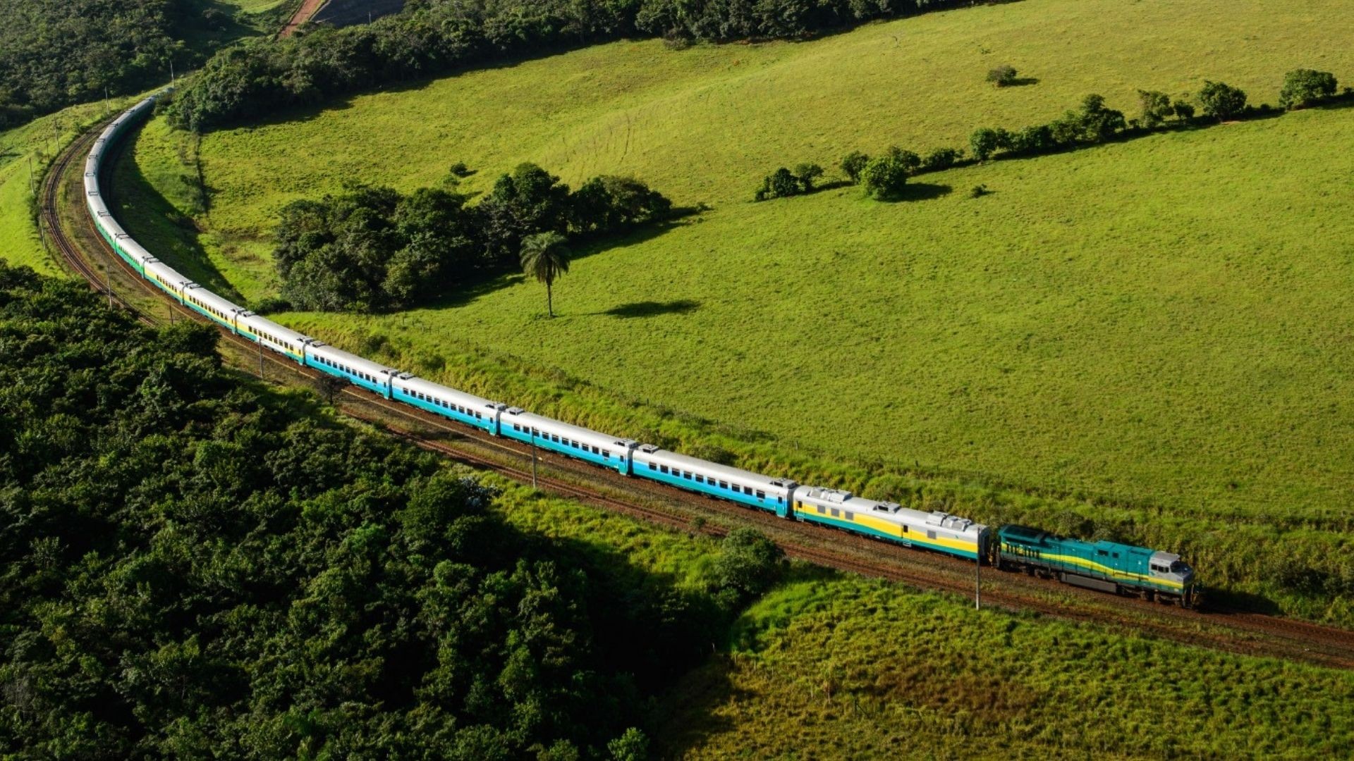 Trem Vitória-Minas tem passagens à venda para viagens noturnas em dezembro; veja preços e horários