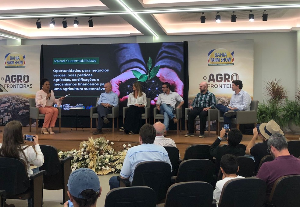 Painel "Oportunidades para negócios verdes", na Bahia Farm Show 2023 — Foto: João Souza/g1 BA