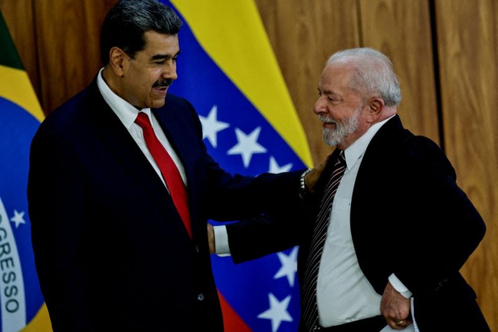O líder venezuelano Nicolás Maduro e o presidente brasileiro Lula se encontraram em maio, em Brasília — Foto: REUTERS