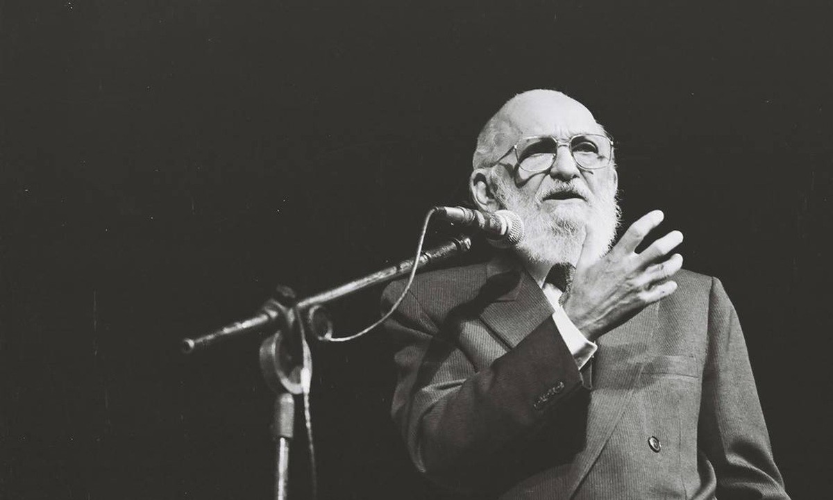 Rio das Ostras exibe documentário em homenagem aos 104 anos de Paulo Freire