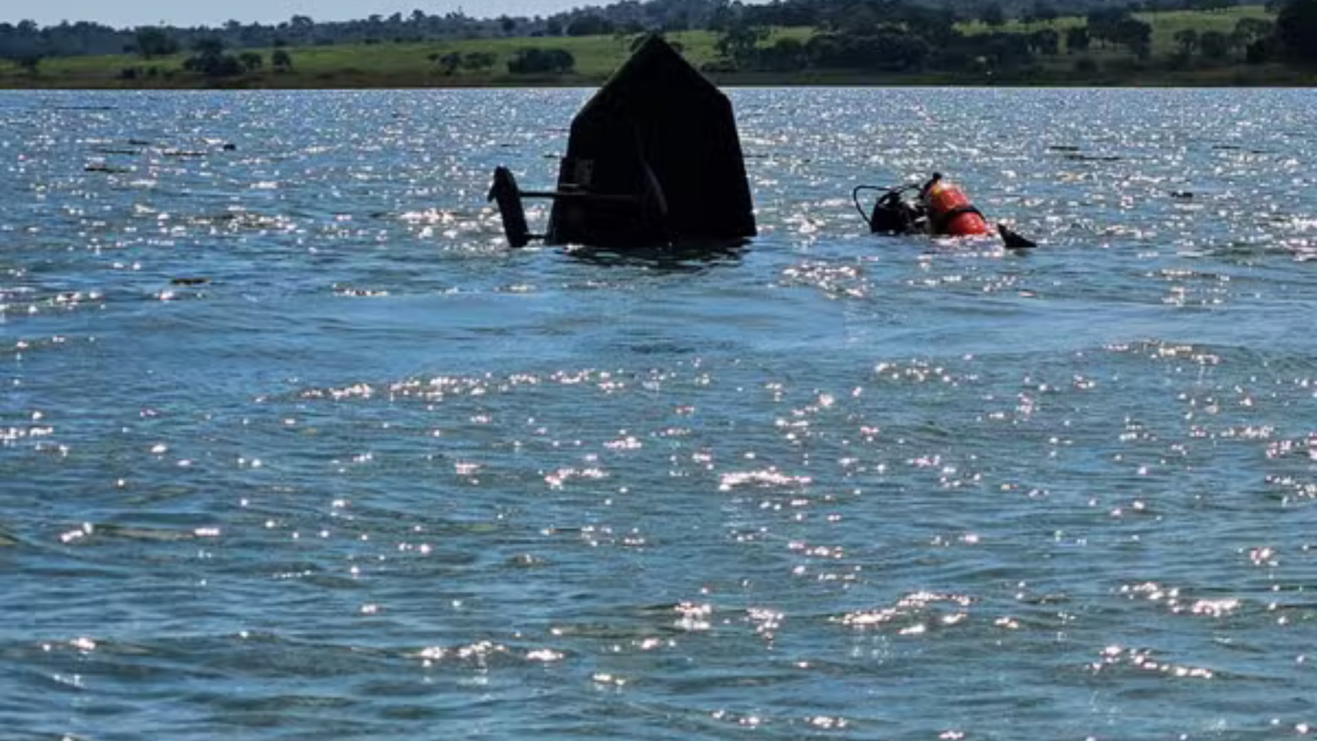 Sobrevivente de barco que naufragou conseguiu resgatar amigo do fundo de represa em Araguari