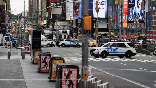 Polícia de Nova York esvazia Times Square 