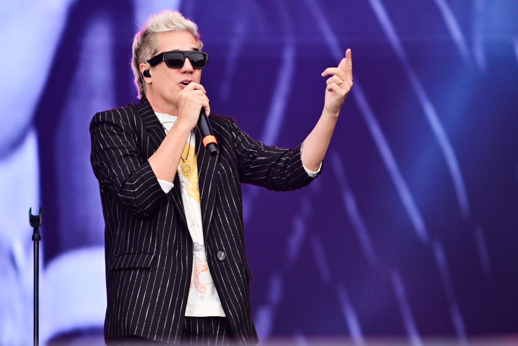 Jota Quest homenageia Tim Maia em show competente e protocolar no The Town