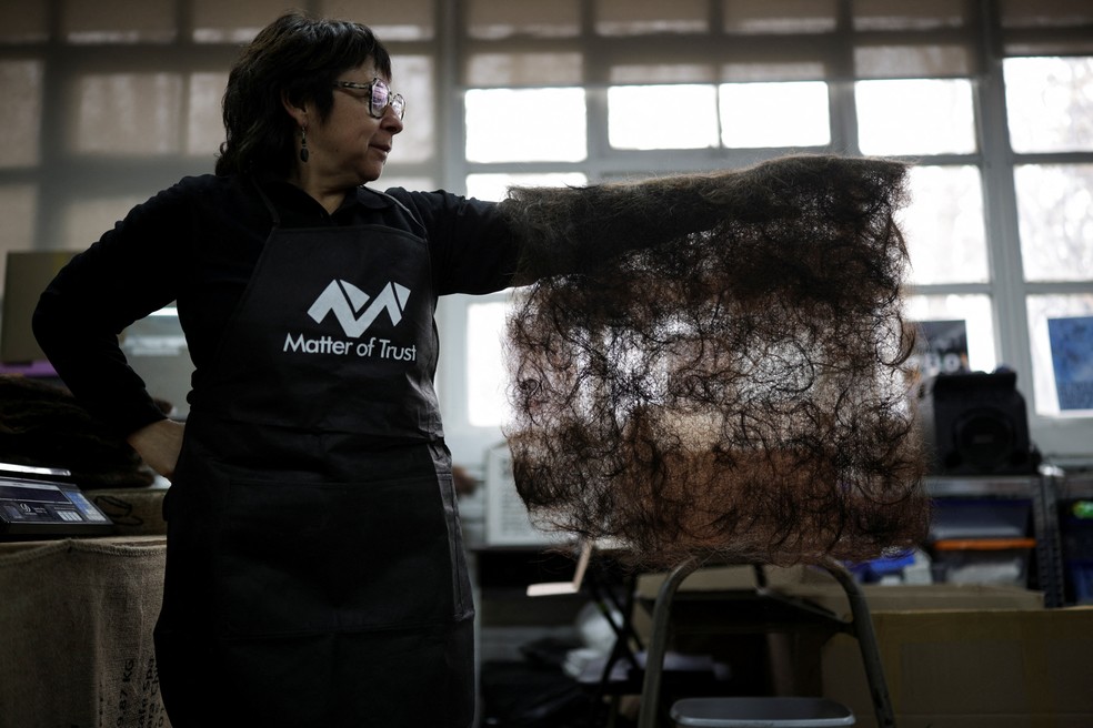 Cabelo humano está sendo usado para enfrentar a seca no Chile — Foto: Reuters