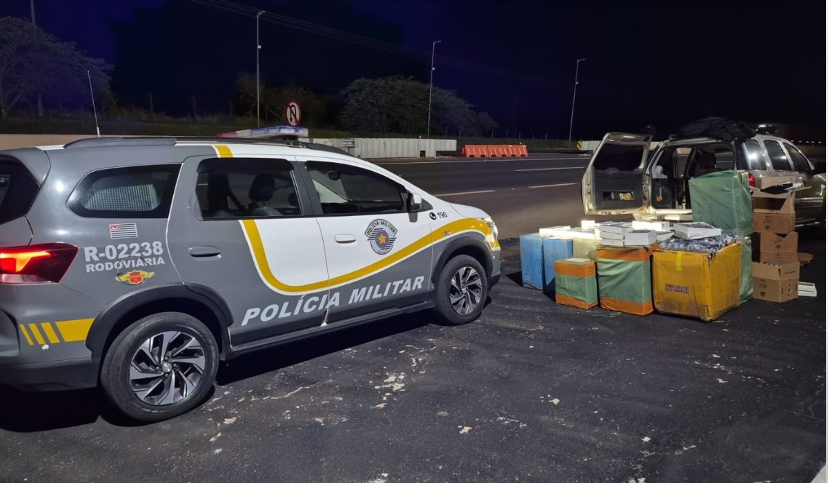 Carga de perfumes, relógios e óculos sem documentação fiscal é apreendida em carro no interior de SP
