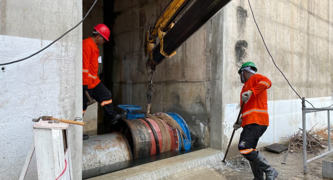 CSA realiza manutenção emergencial em rede de água da Zona Sul e Central de Macapá