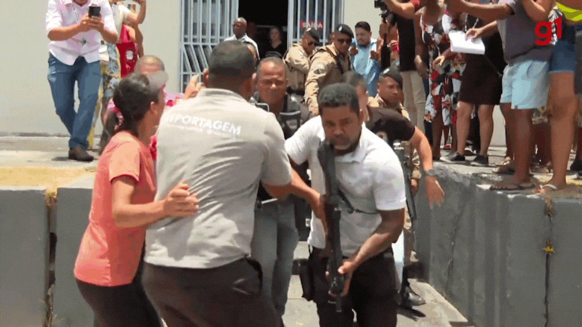 Ex-marido condenado a mais de 30 anos de prisão por morte de cantora gospel denunciou desaparecimento da vítima