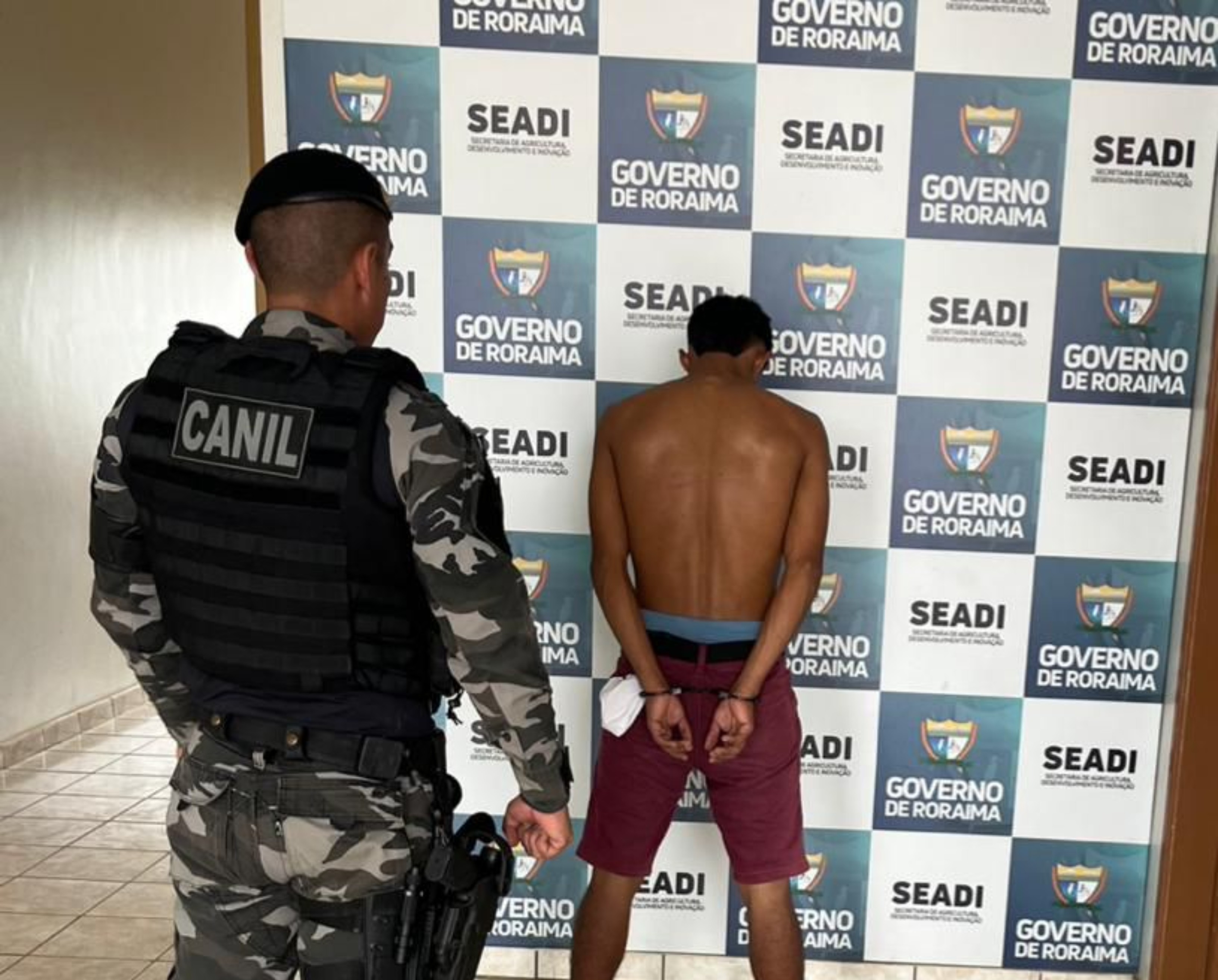 Jovem é preso com cocaína e skunk durante abordagem em Boa Vista