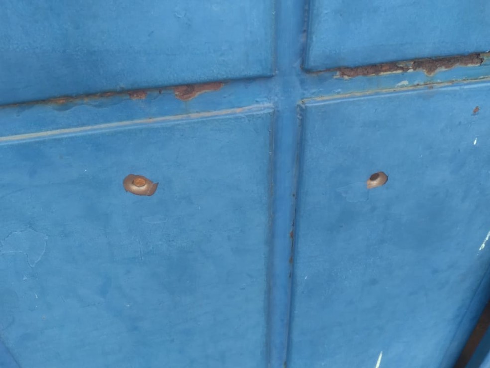 Portão de penitenciária é alvo de tiros na Zona Sul de Teresina; ninguém foi preso, diz secretaria de justiça — Foto: Reprodução