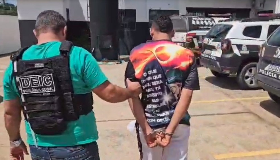 Suspeito de matar homem e abandonar corpo em córrego é preso — Foto: DICOM SSP TO