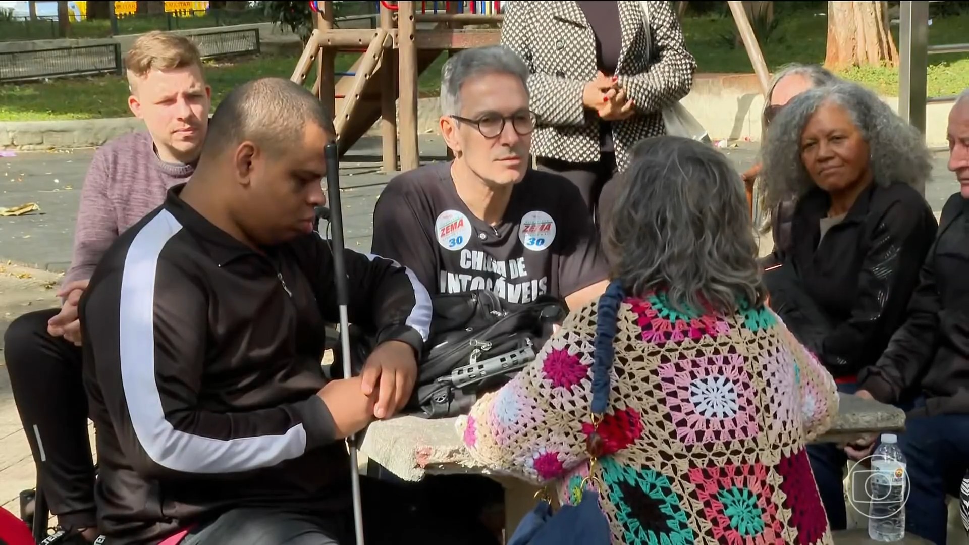 Romeu Zema, candidato do Novo à Presidência, caminhou pelo centro de São Paulo